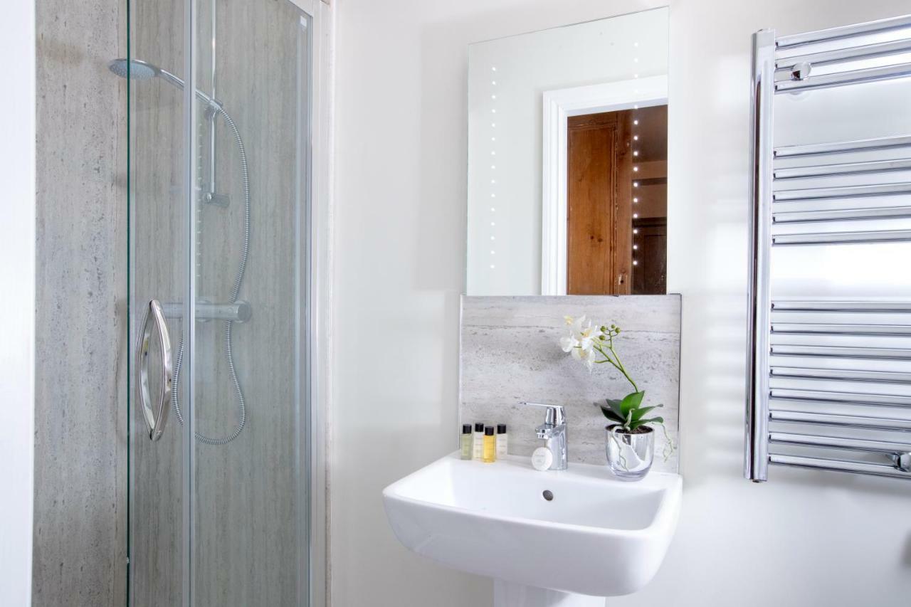 The Stables Apartment เซ็ทเทิล ภายนอก รูปภาพ